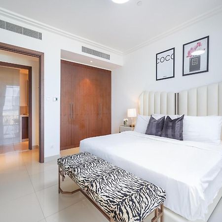 Luxurious Stylish Apartments Across Dubai Mall Burj Khalifa City Views エクステリア 写真