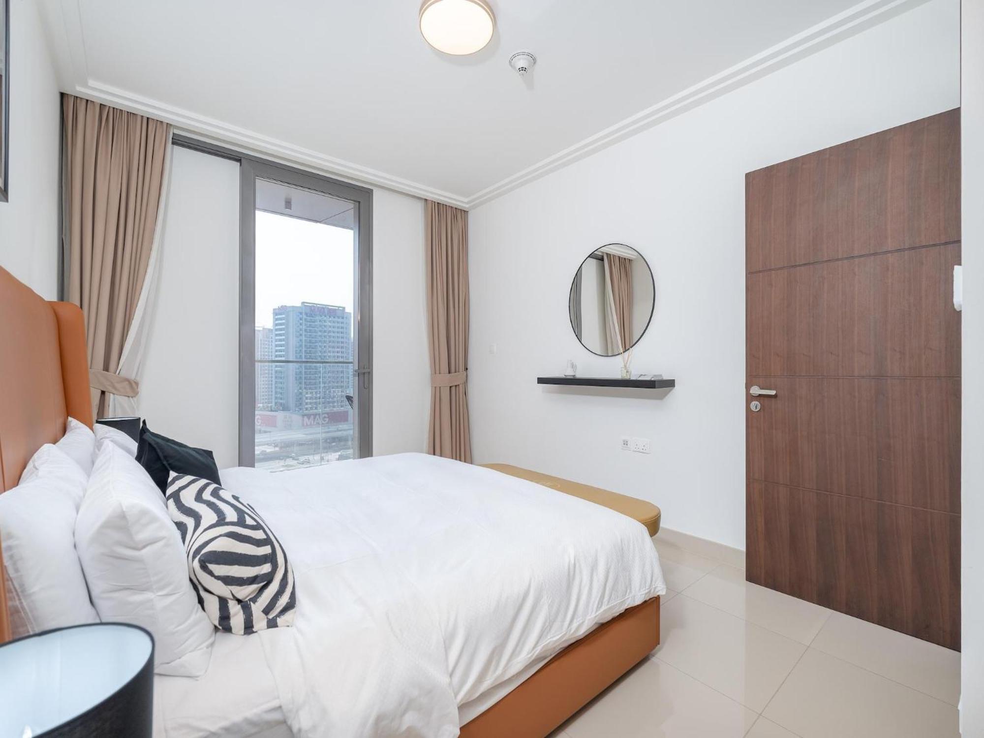 Luxurious Stylish Apartments Across Dubai Mall Burj Khalifa City Views エクステリア 写真
