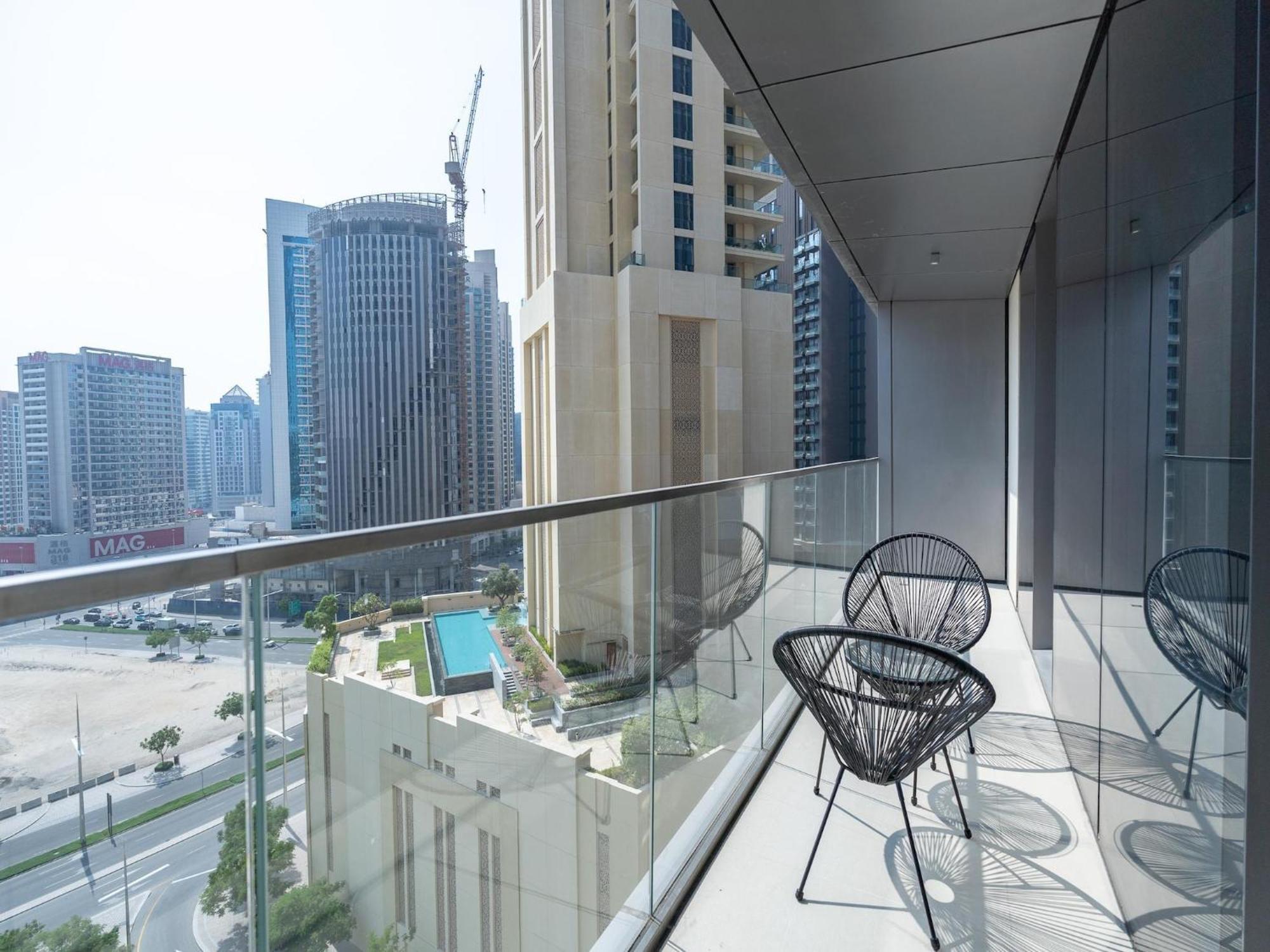 Luxurious Stylish Apartments Across Dubai Mall Burj Khalifa City Views エクステリア 写真