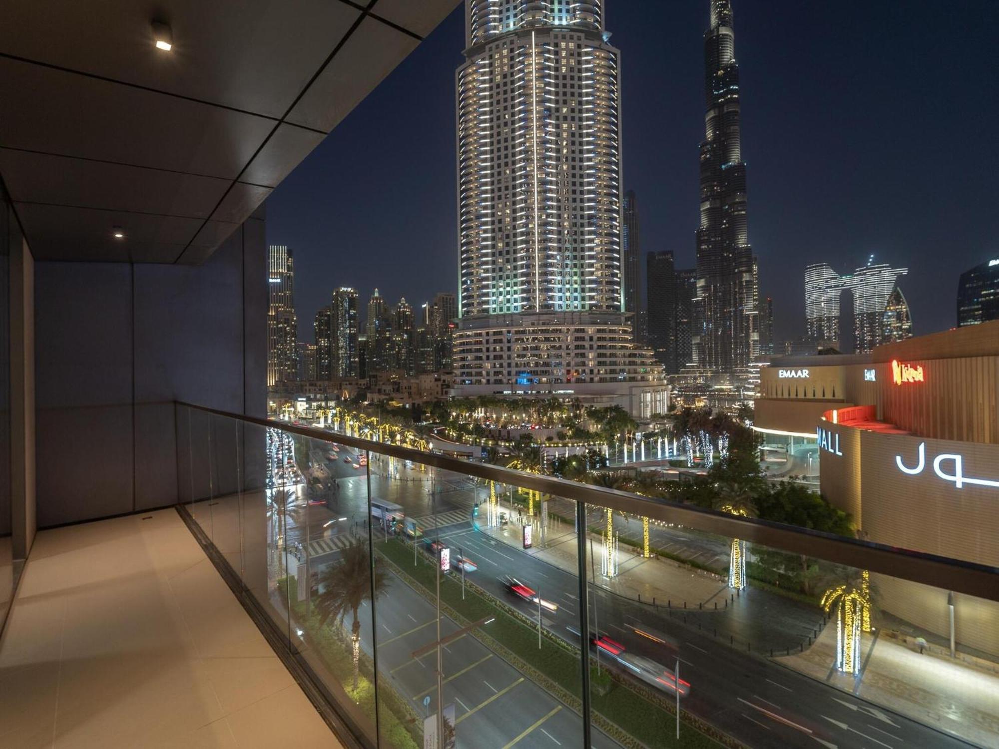 Luxurious Stylish Apartments Across Dubai Mall Burj Khalifa City Views エクステリア 写真